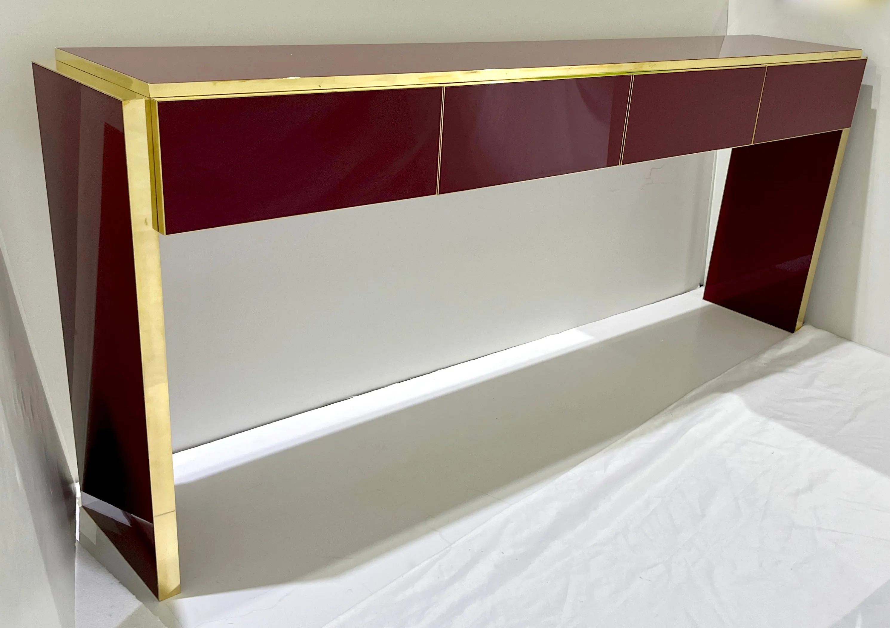 Bespoke Italian Long 4 Drawers Burgundy Wine & Brass Console Table/Sideboard