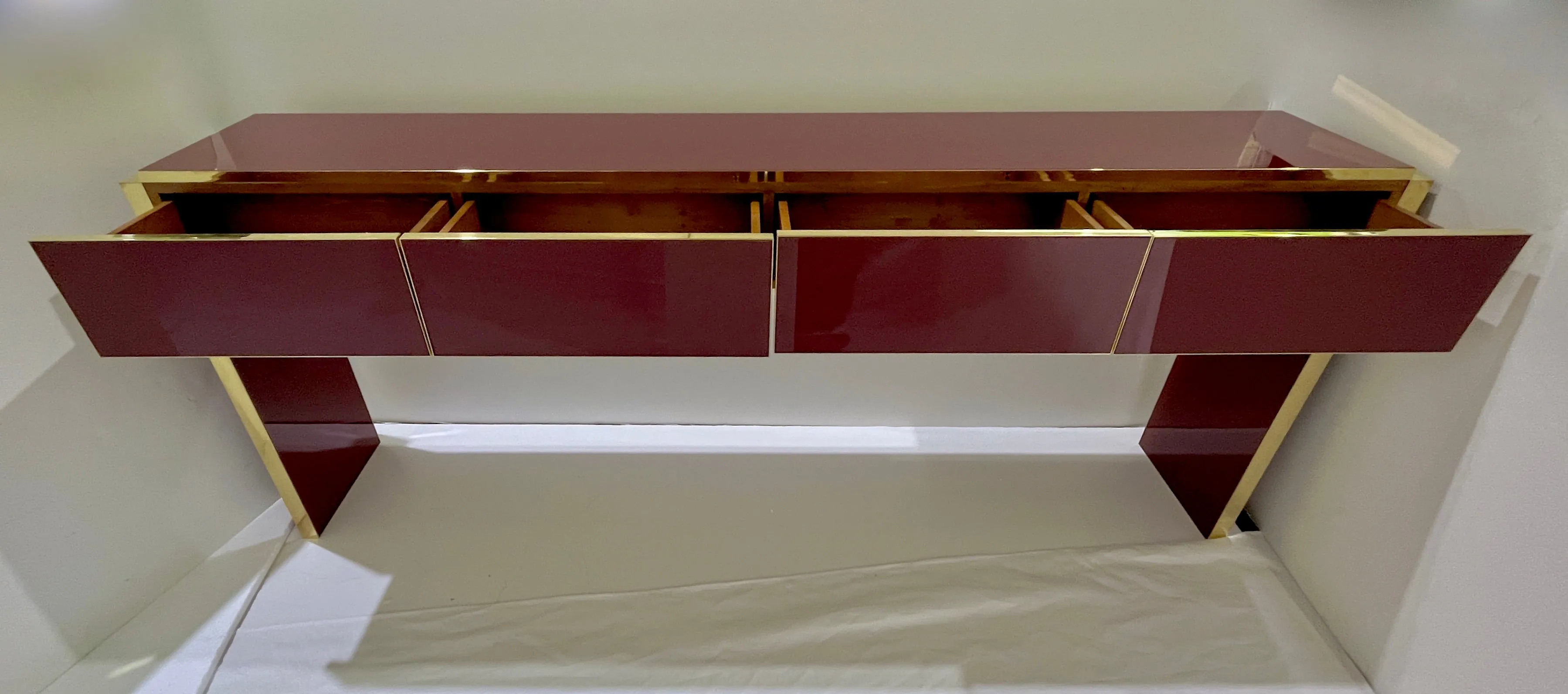 Bespoke Italian Long 4 Drawers Burgundy Wine & Brass Console Table/Sideboard