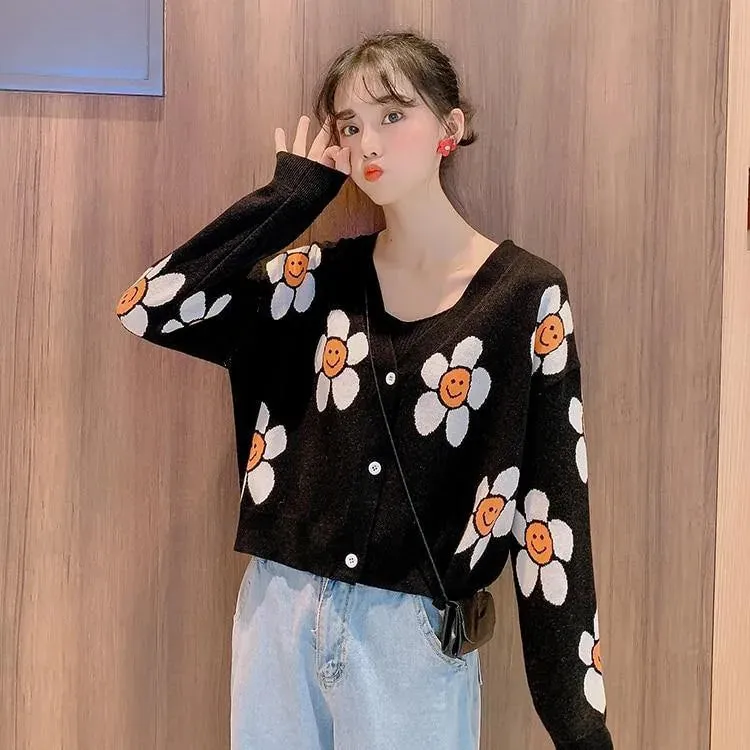 Daisy Print Women's Cardigan: Korean Style V-neck Knitted Cardigan with Floral Print