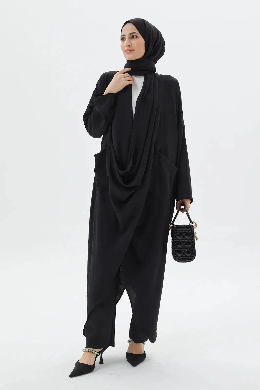 Kangaroo Abaya