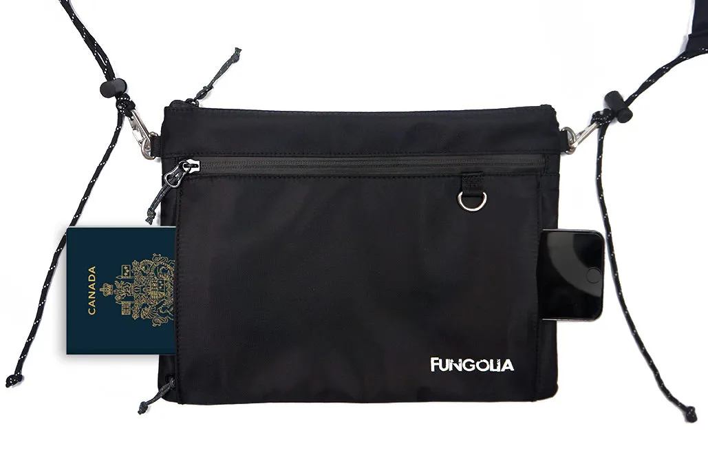 <A 000a20aa> Fungolia Essentials Shoulder Bag  (Black)