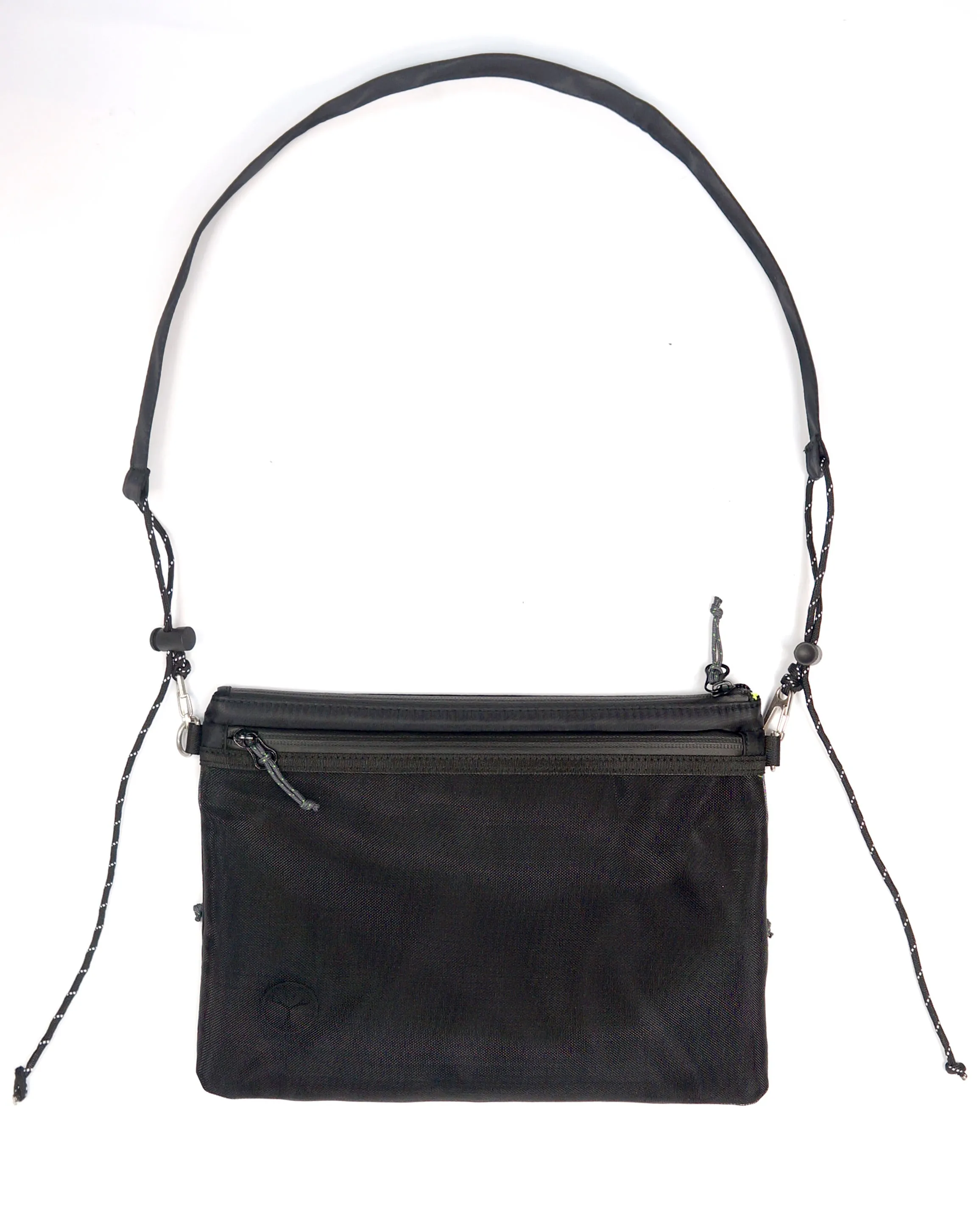 <A 000a20aa> Fungolia Essentials Shoulder Bag  (Black)