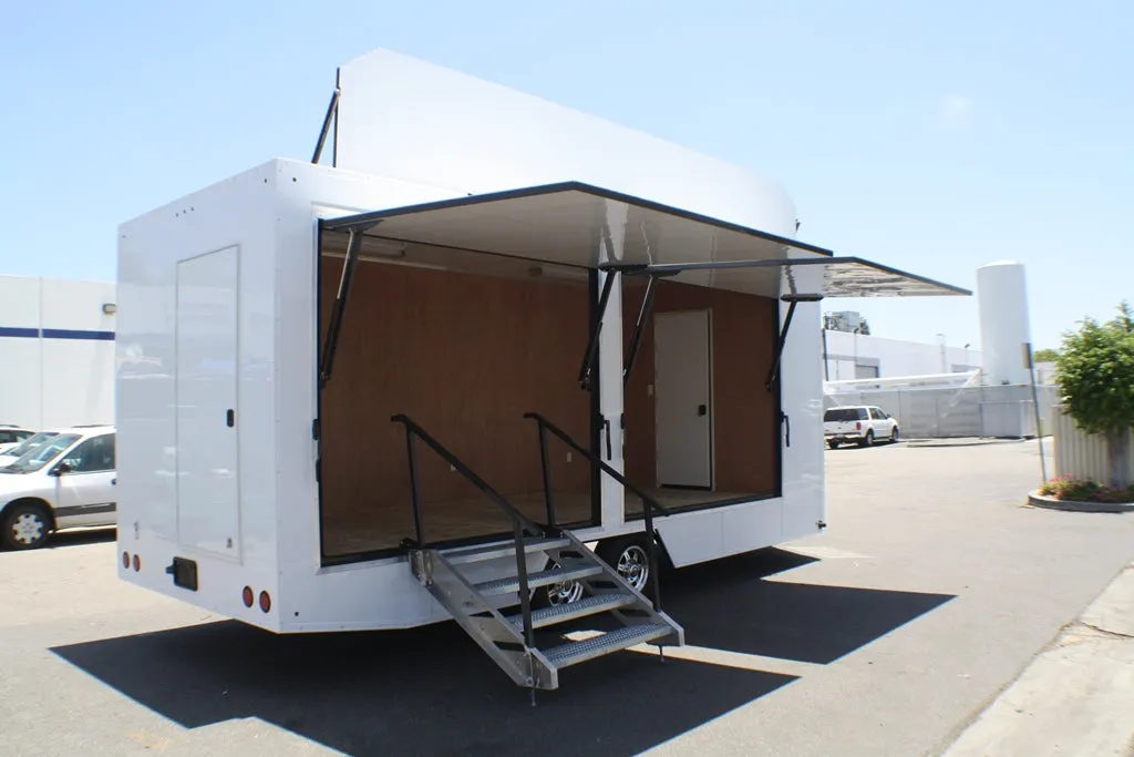 Matix Clothing 23' V-Nose Display Trailer