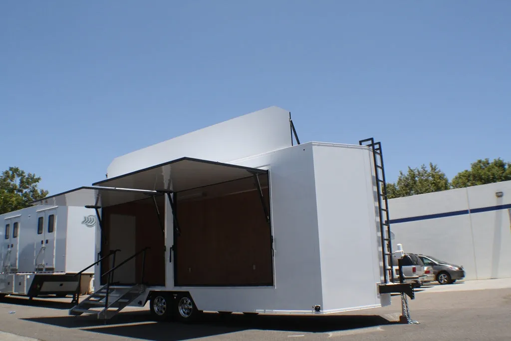 Matix Clothing 23' V-Nose Display Trailer