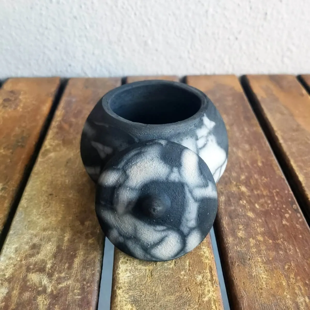 RAAQUU AI Mini Raku Pottery Urn for Remains - 3.4 oz capacity for child, pet, dog, cat