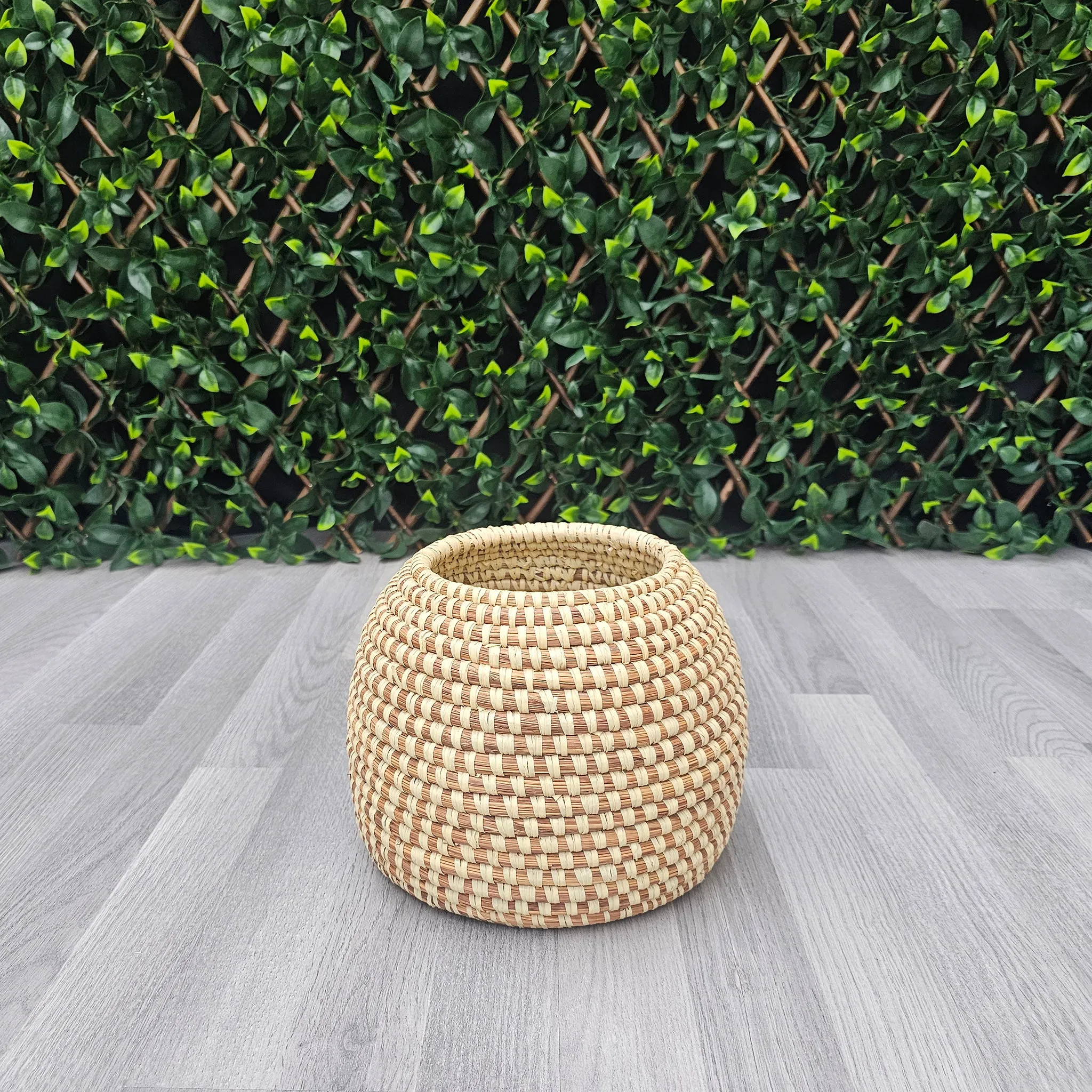 Senegalese Seagrass Basket with Lid - Fataou