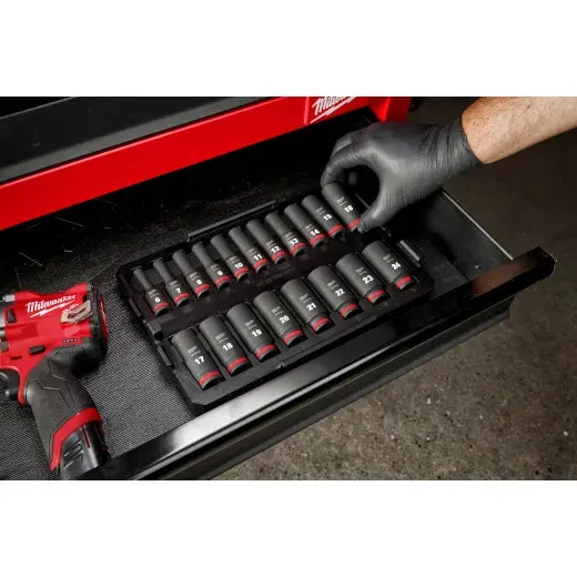 Socket Set - Milwaukee SHOCKWAVE Impact Duty™ Socket 3/8” Dr 19PC MM TRAY Set, 49-66-6816